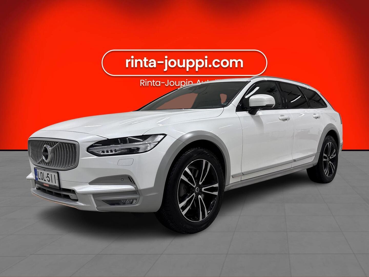 VOLVO V90 Cross Country 2018