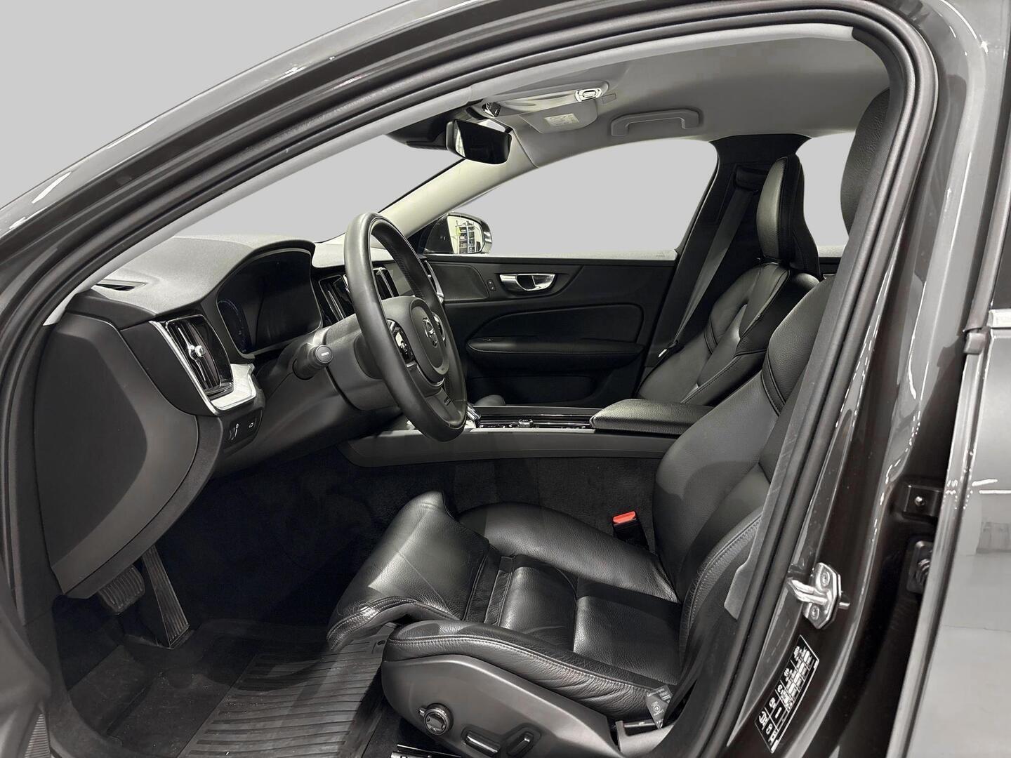 VOLVO S60 2021