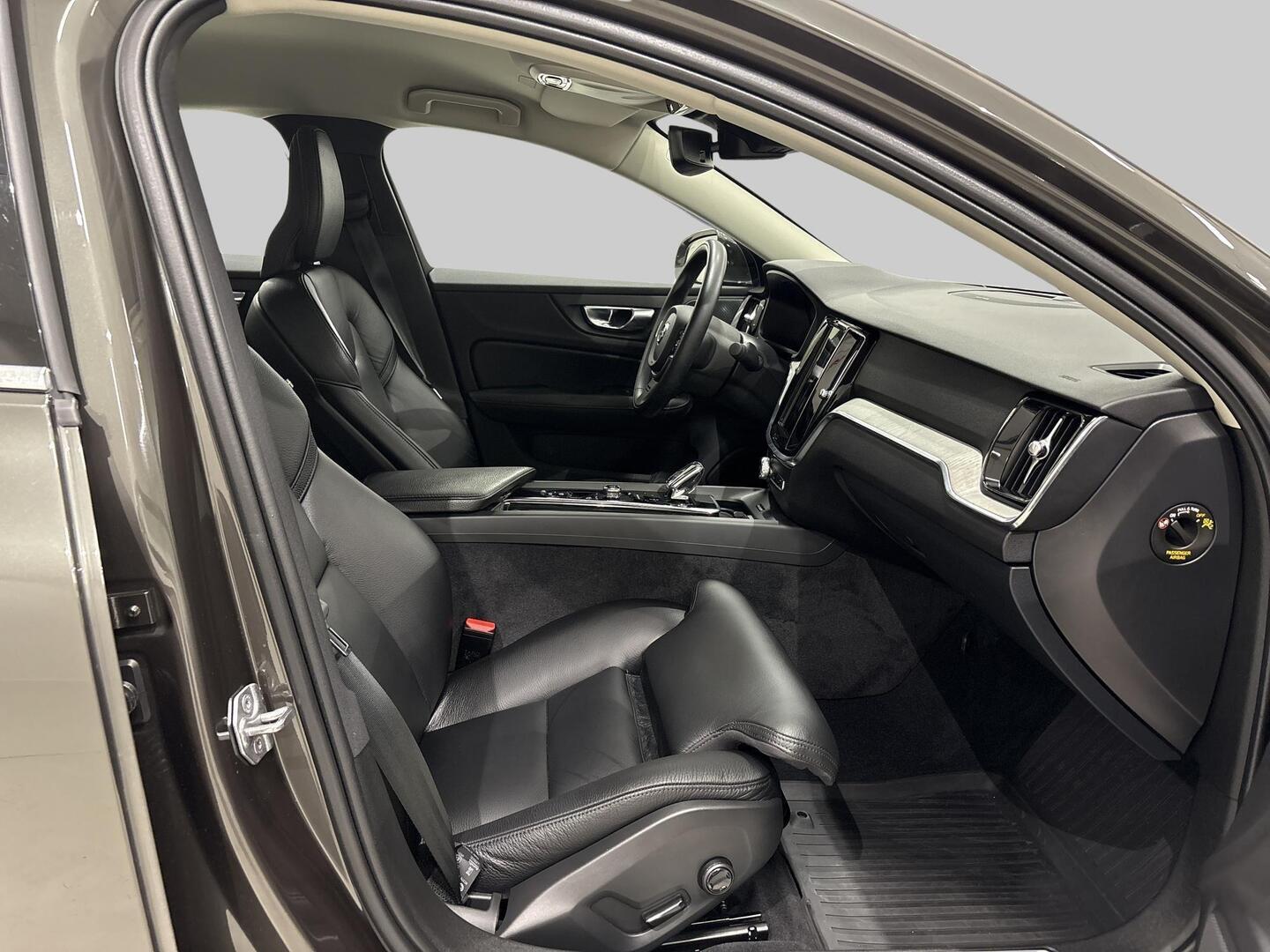 VOLVO S60 2021