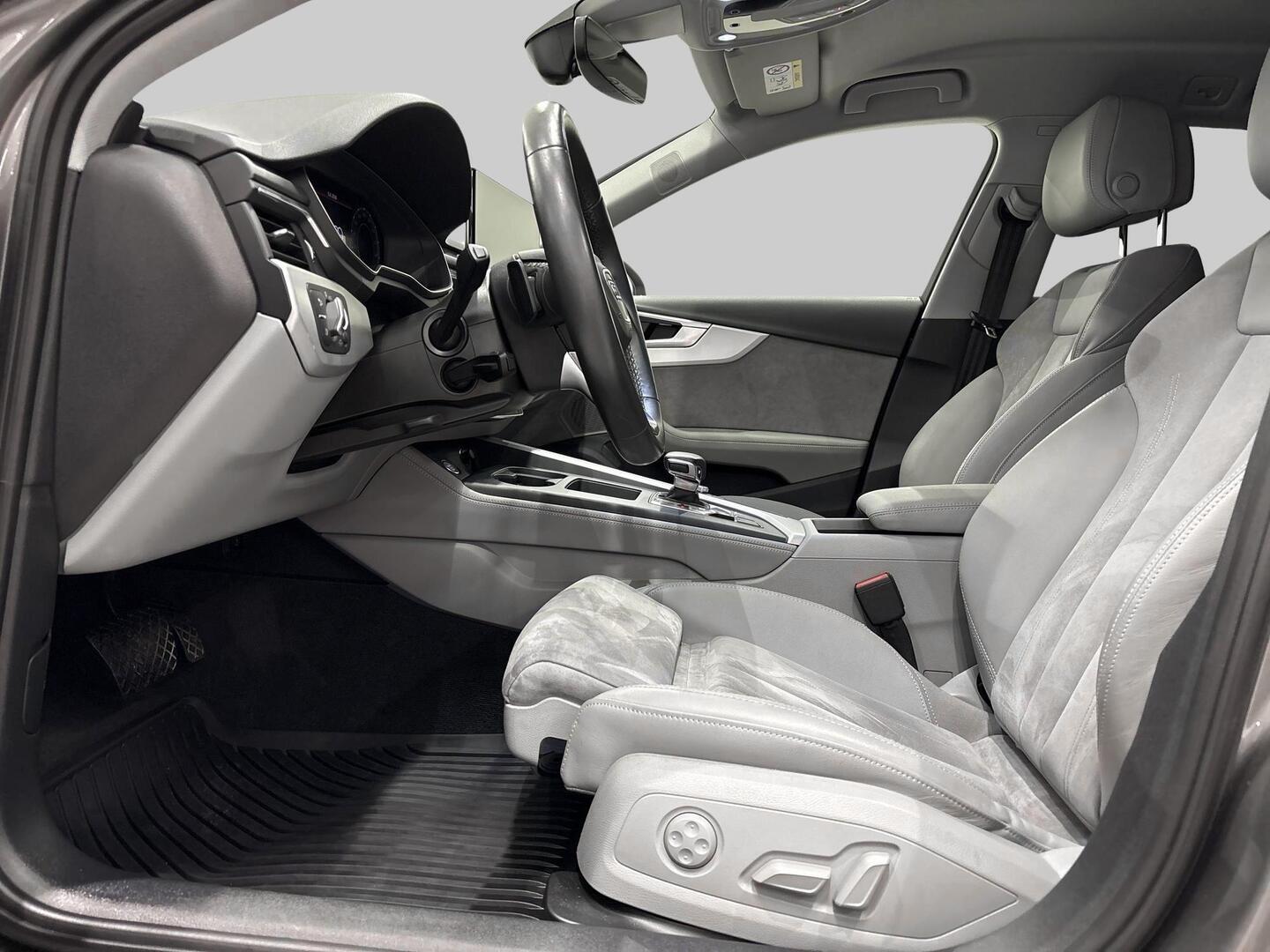 AUDI A4 allroad quattro 2021