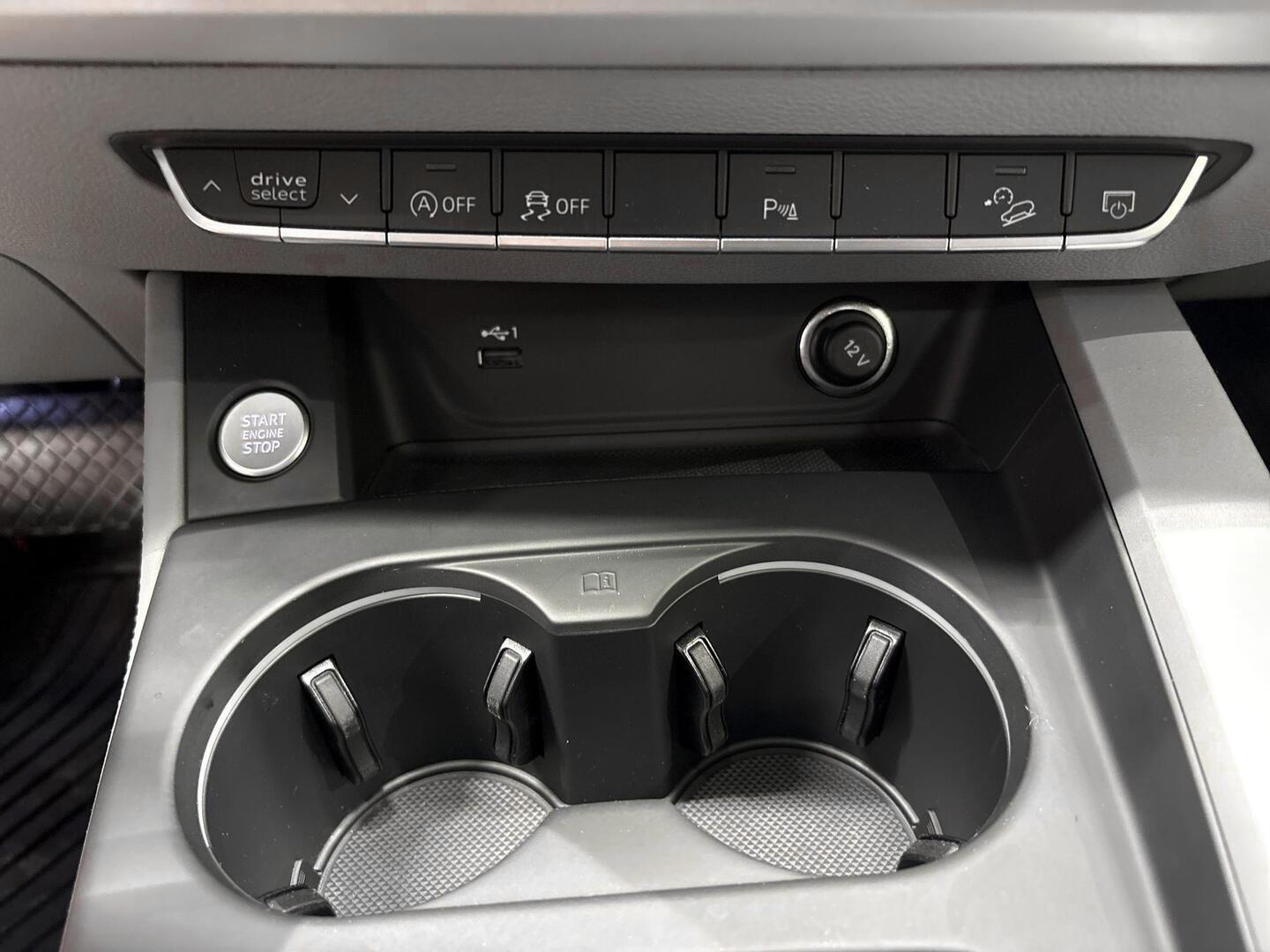 AUDI A4 allroad quattro 2021