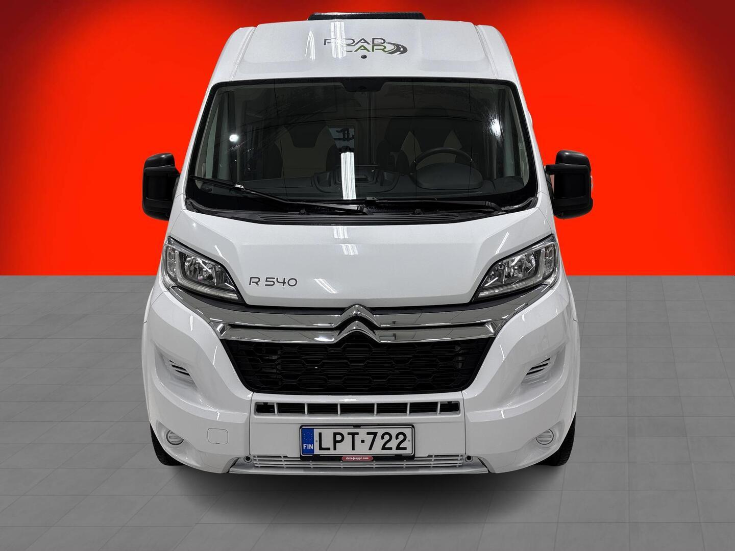 ROADCAR VAN R 540 2021