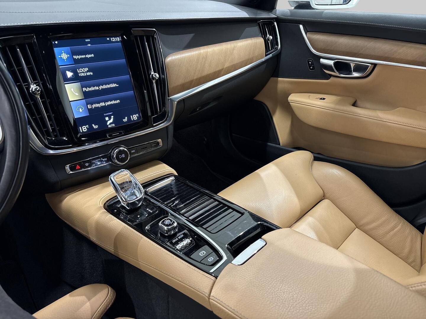 VOLVO V90 2020