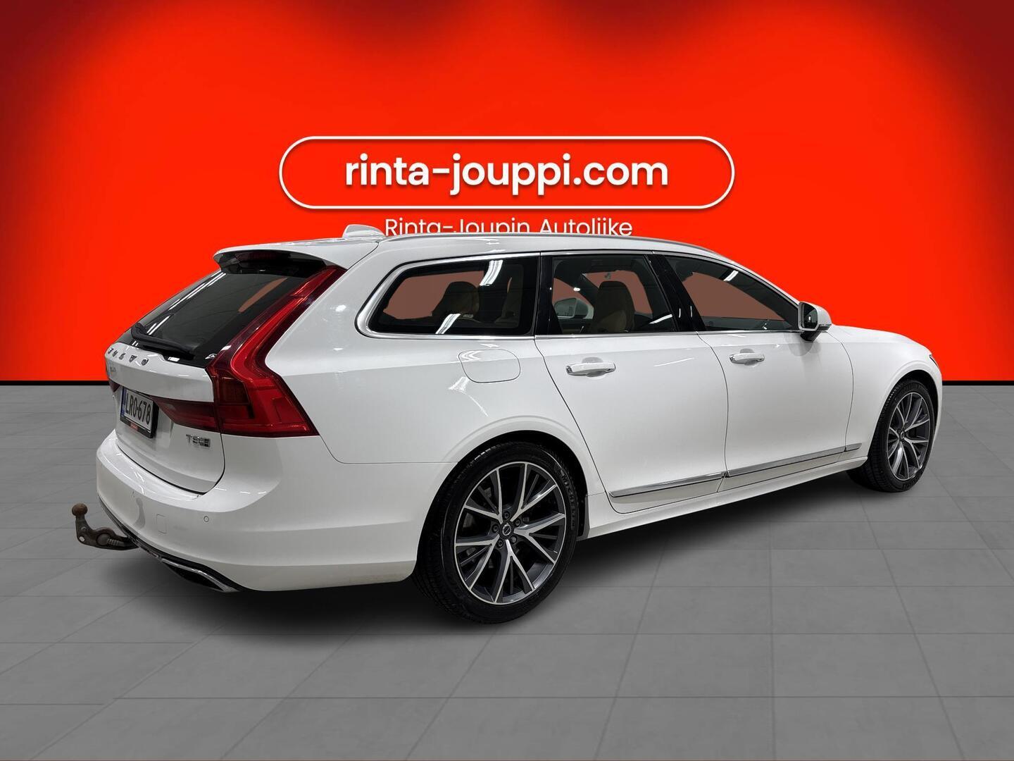 VOLVO V90 2020