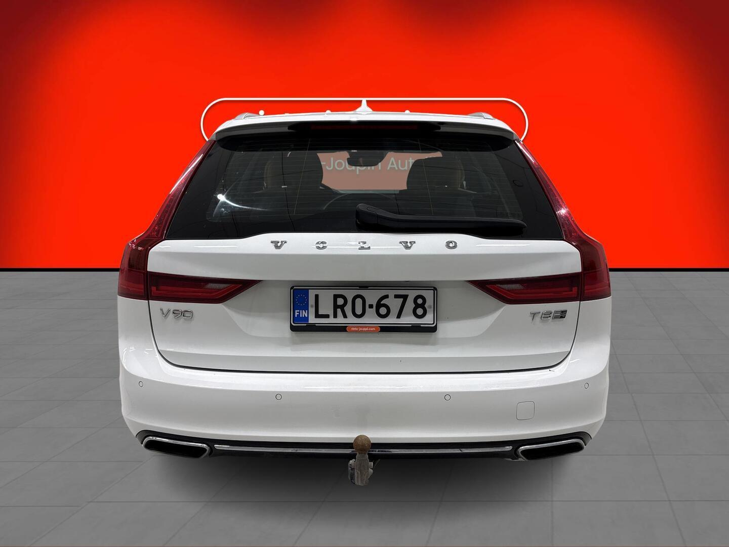 VOLVO V90 2020