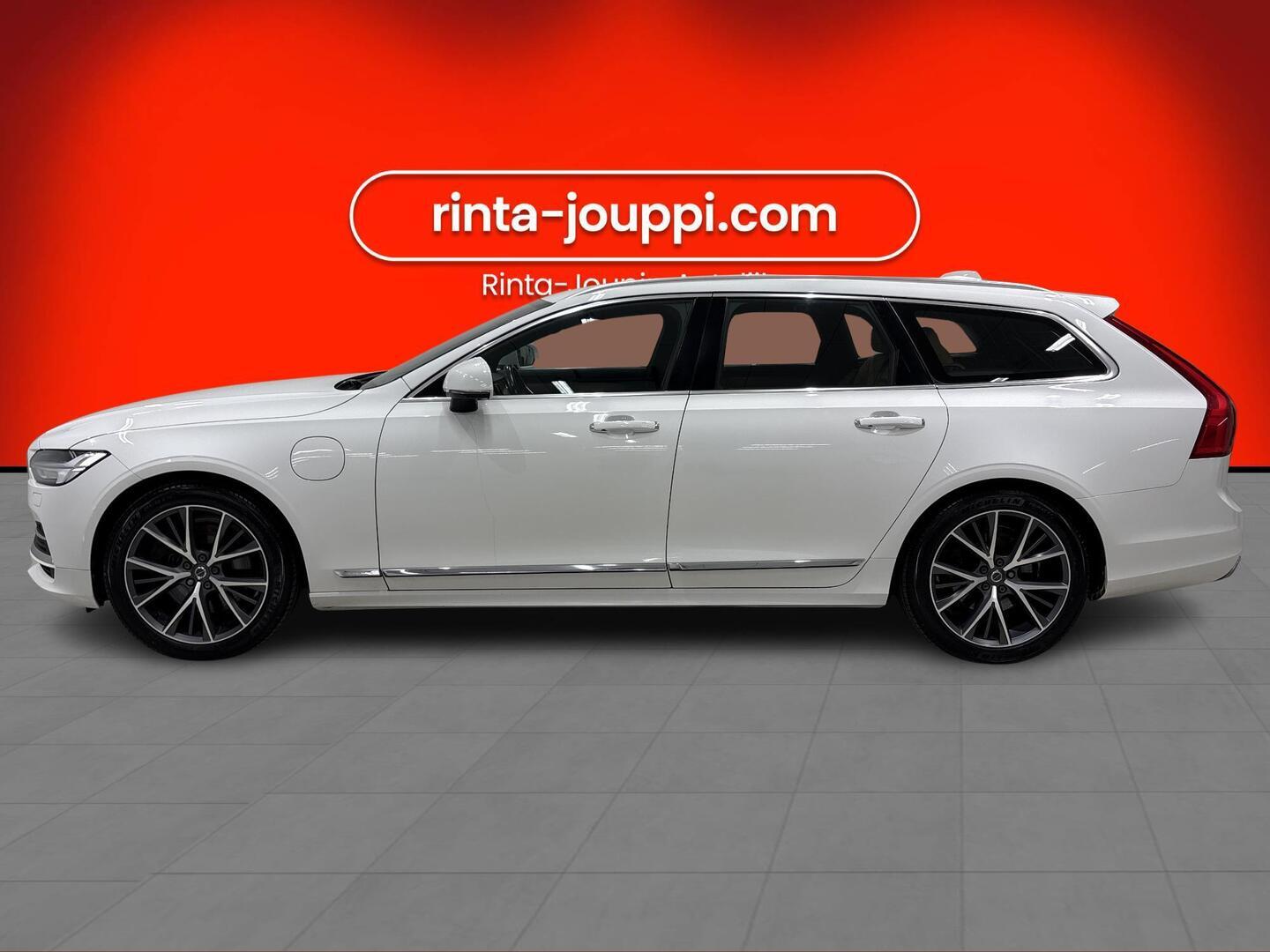VOLVO V90 2020