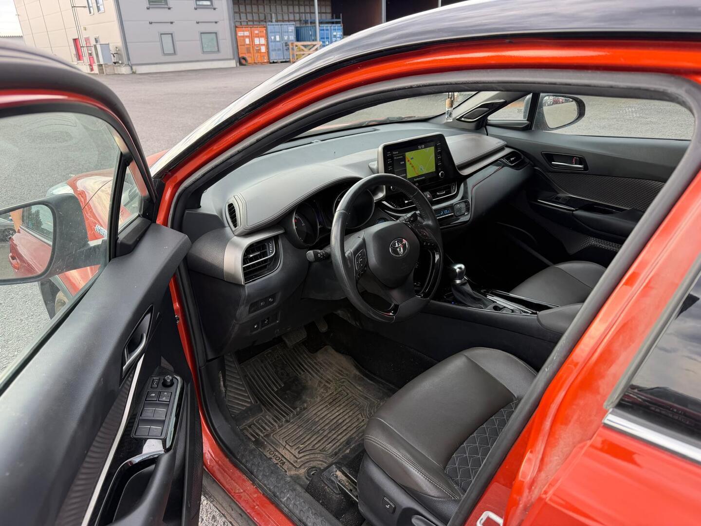 TOYOTA C-HR 2020
