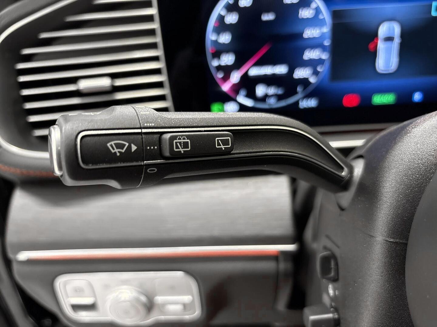 MERCEDES-BENZ GLE 53 AMG 2024