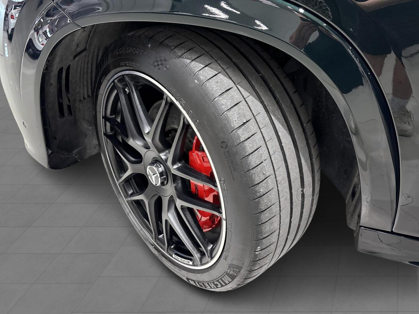 MERCEDES-BENZ GLE 53 AMG 2024