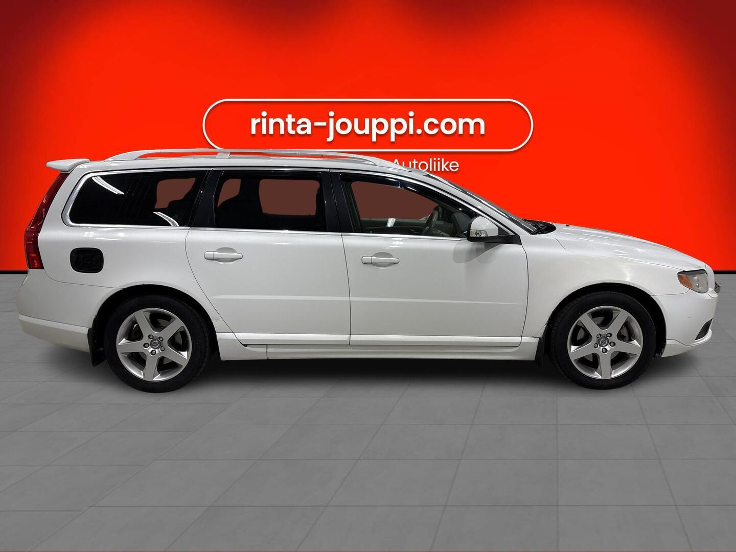 VOLVO V70 2009