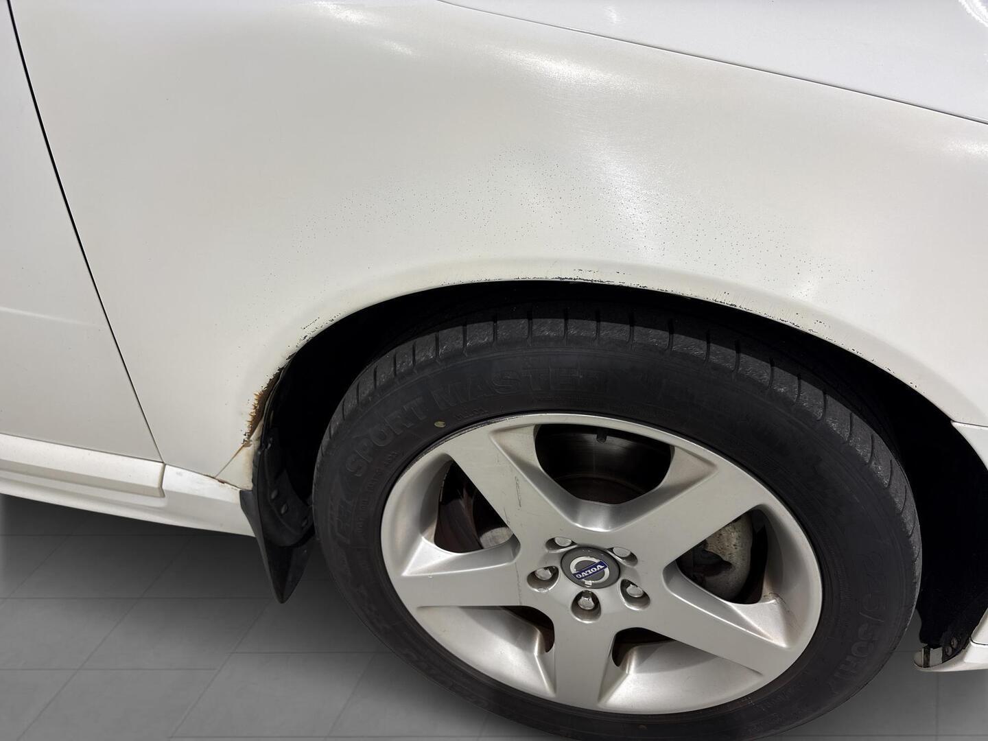 VOLVO V70 2009