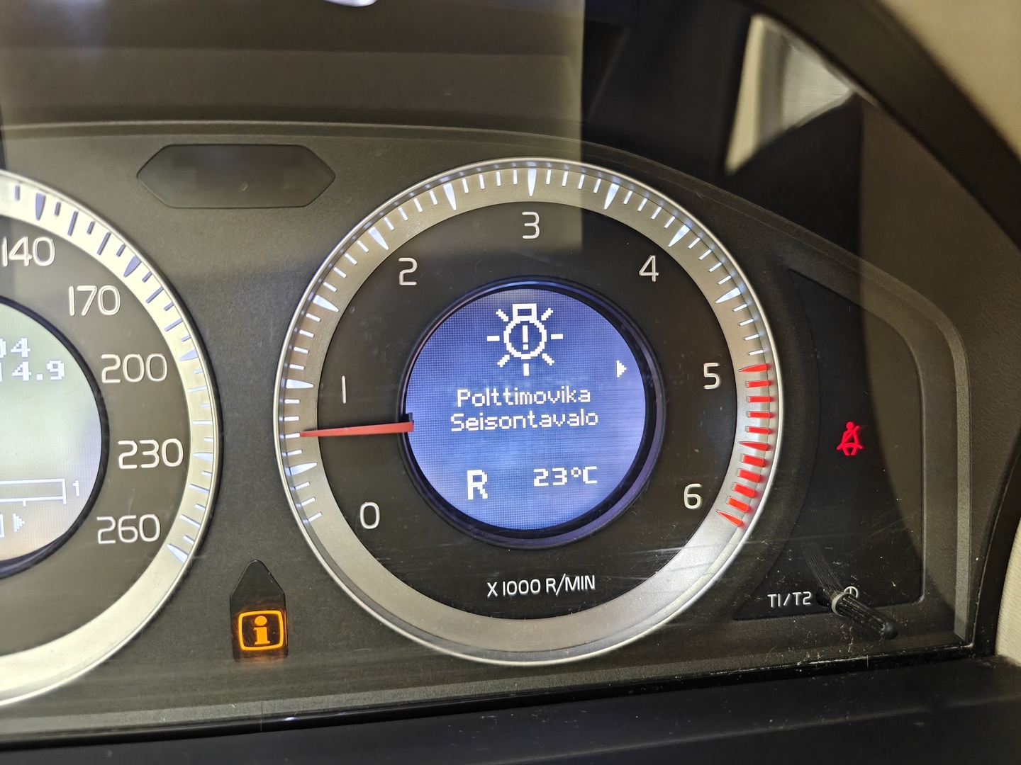 VOLVO V70 2009