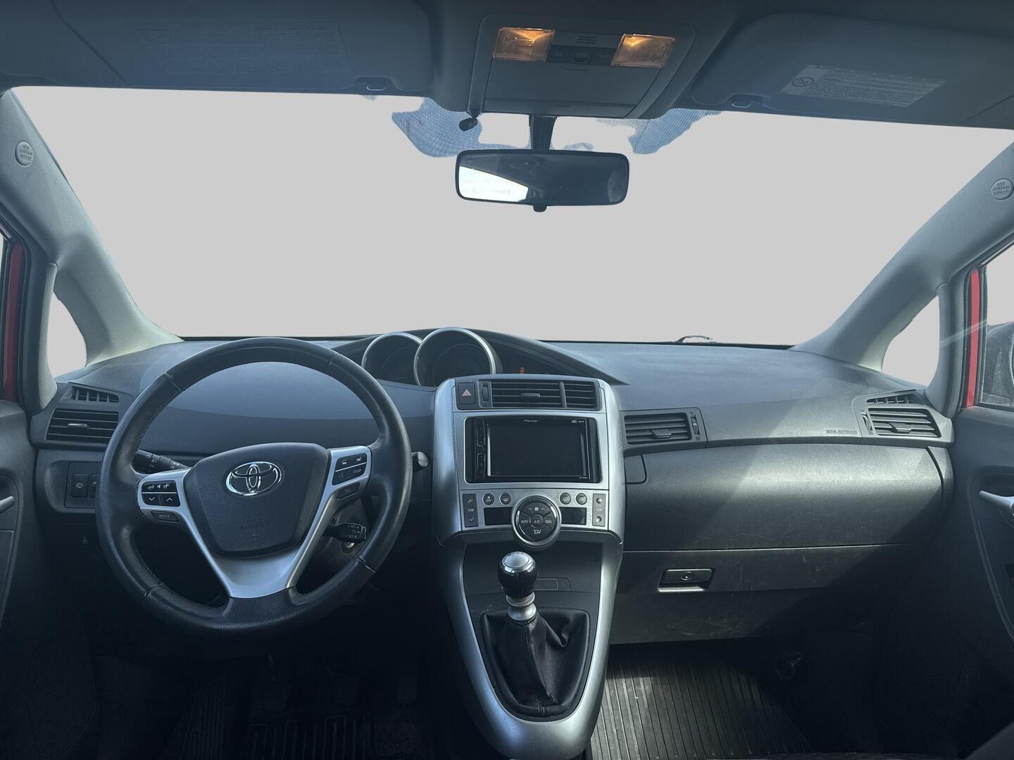 TOYOTA Verso 2010