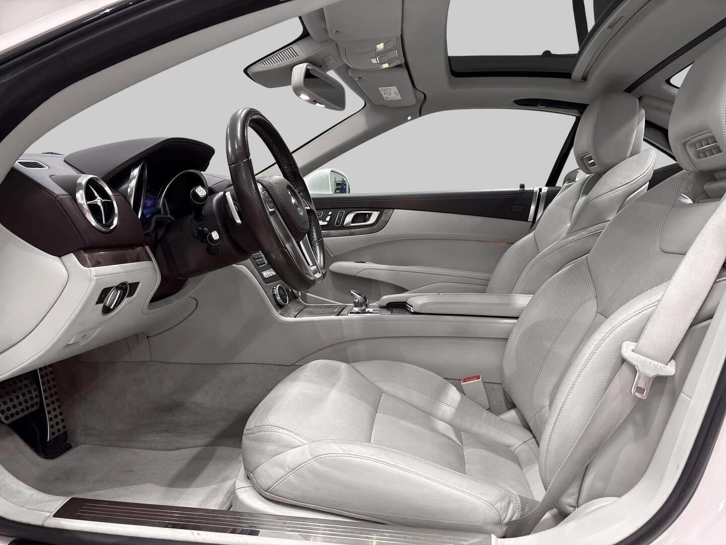 MERCEDES-BENZ SL 2014