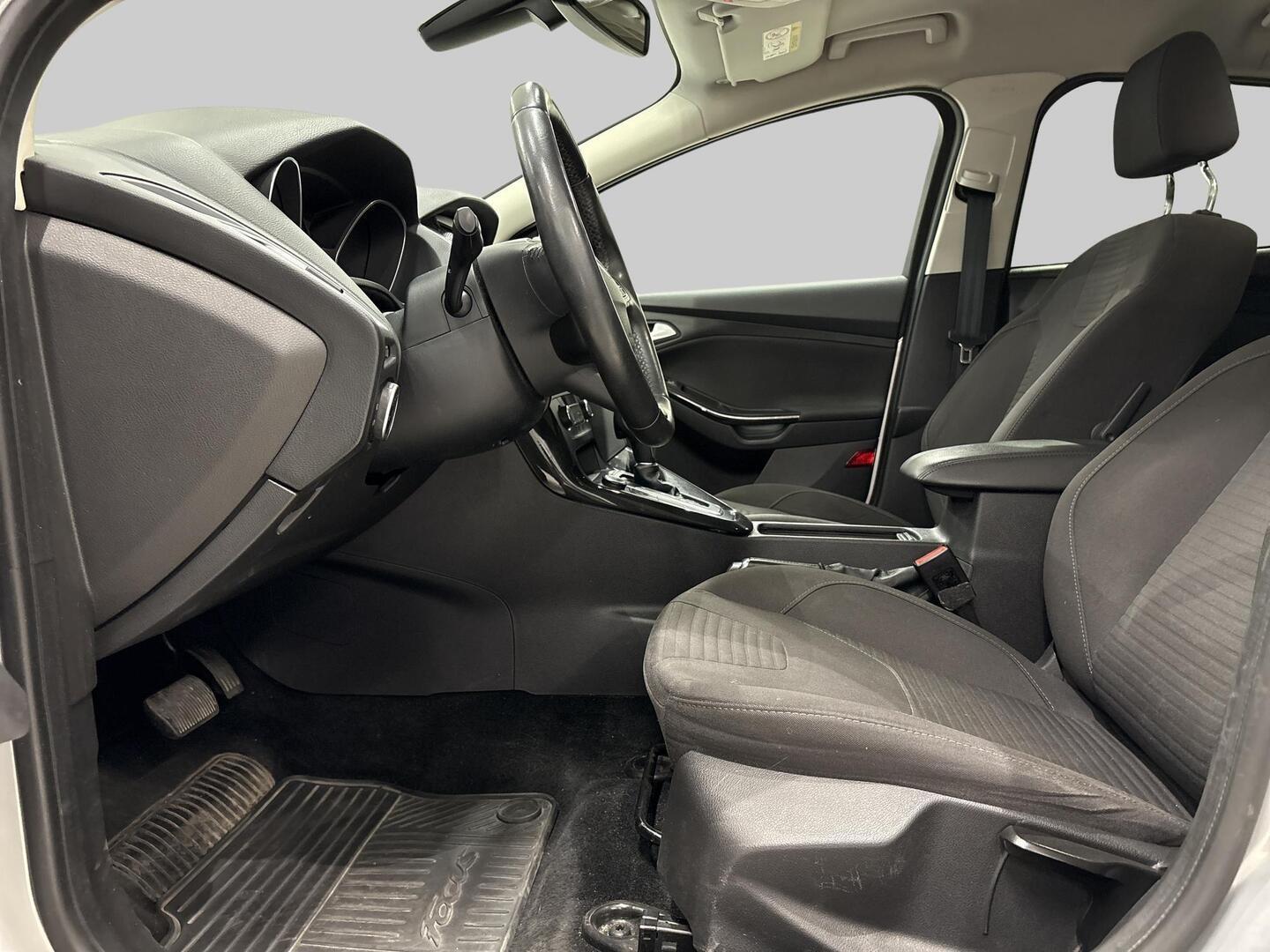FORD FOCUS 2016