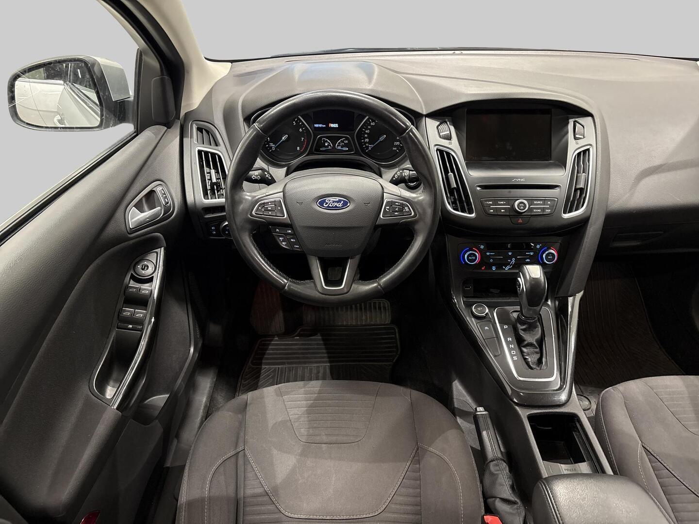 FORD FOCUS 2016