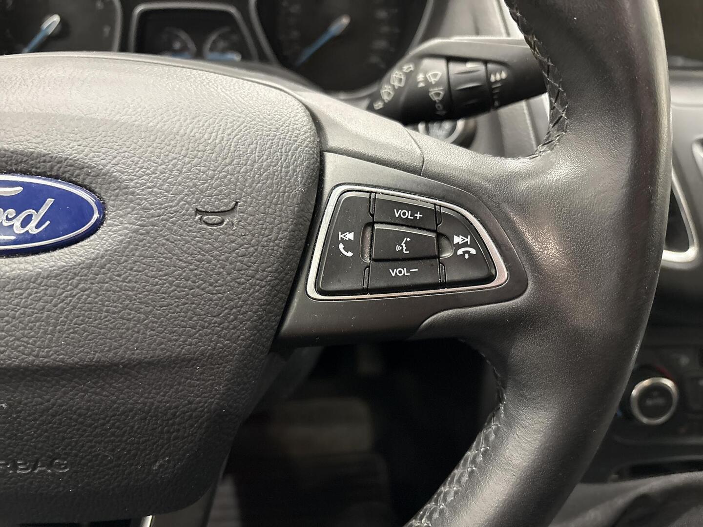 FORD FOCUS 2016