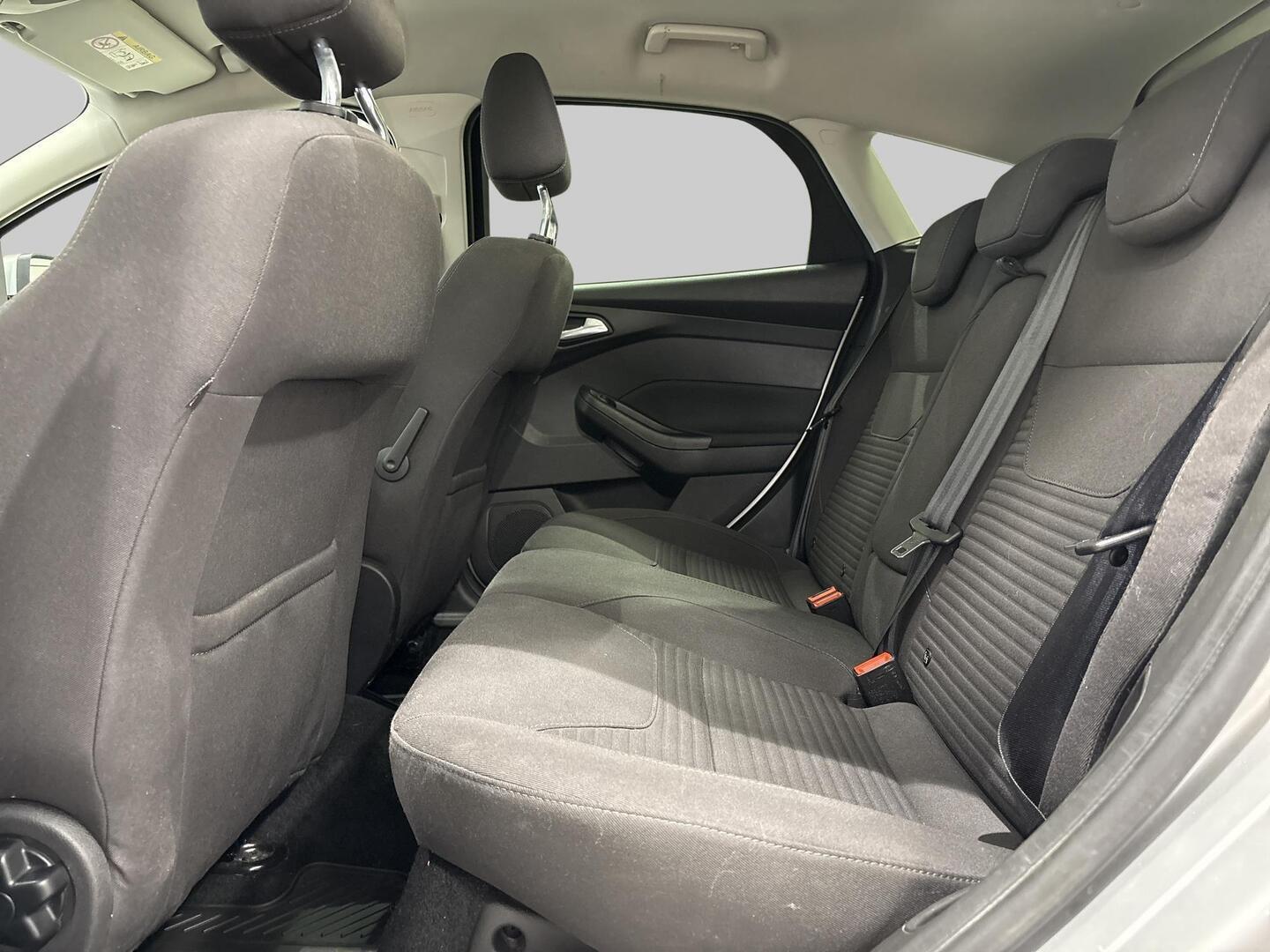 FORD FOCUS 2016