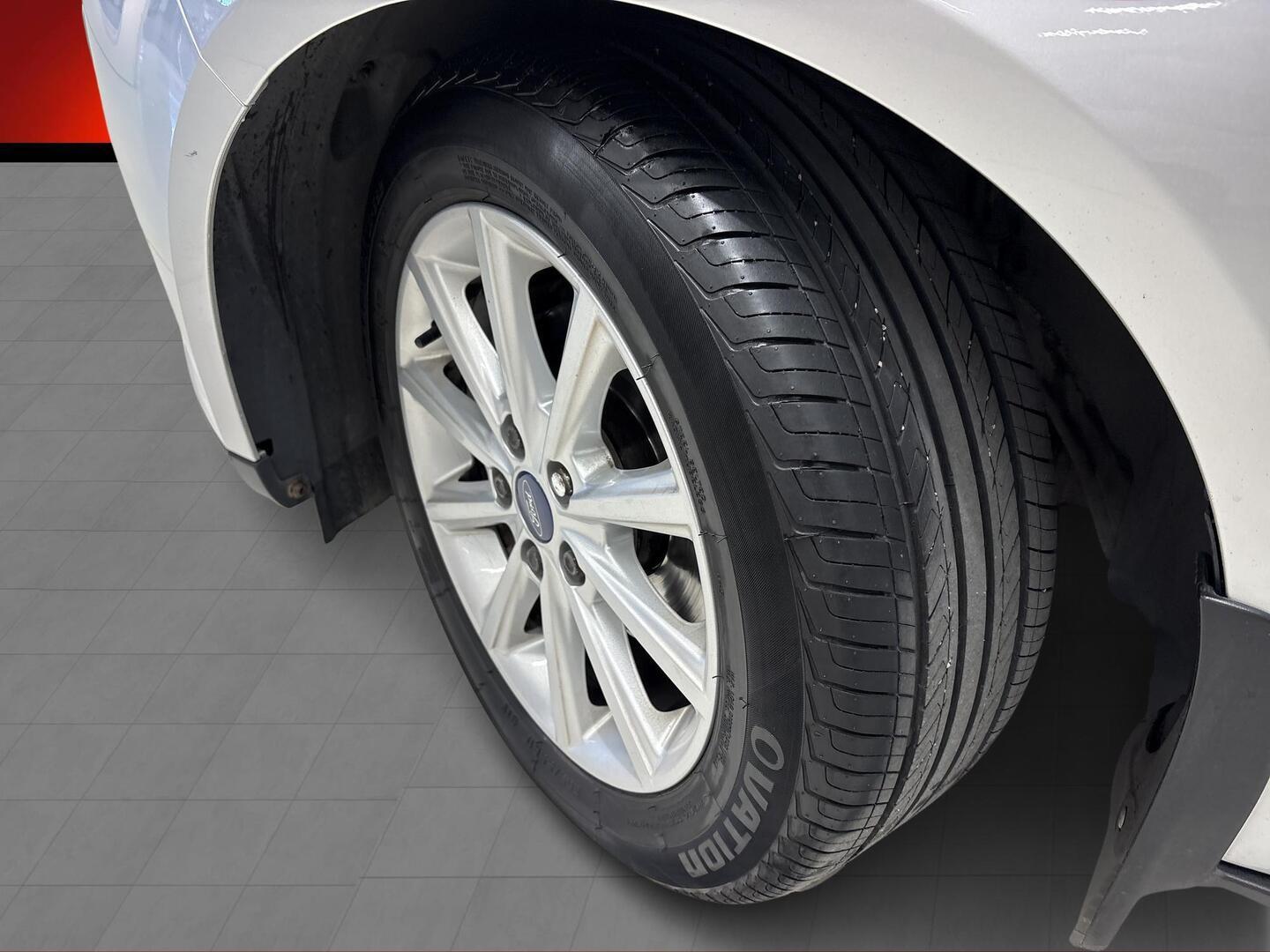 FORD FOCUS 2016
