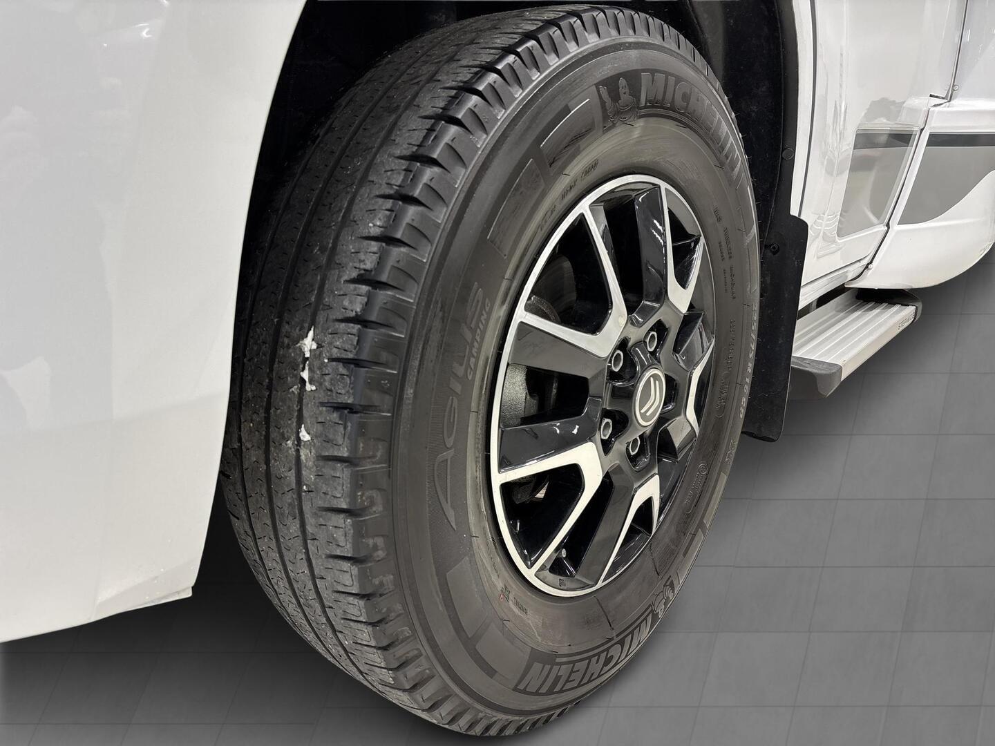 LMC TOURER 660 G Lift 2023