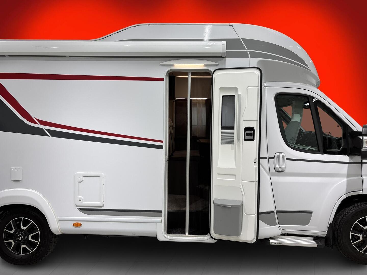 LMC TOURER 660 G Lift 2023