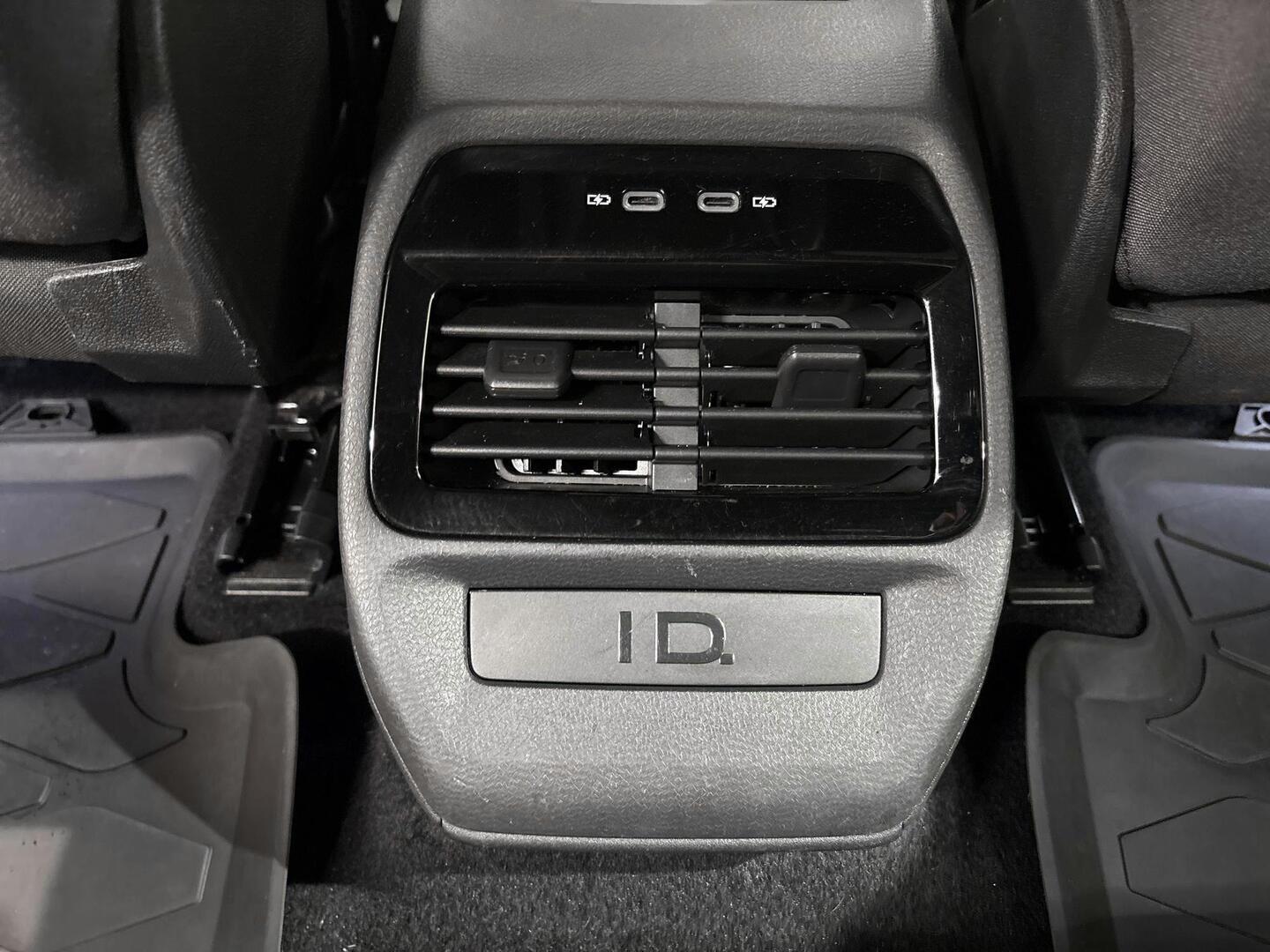 VOLKSWAGEN ID.4 2023