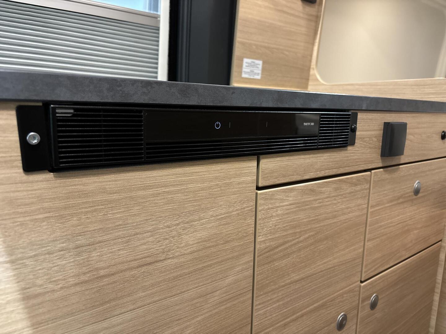 ROADCAR VAN R 540 2024