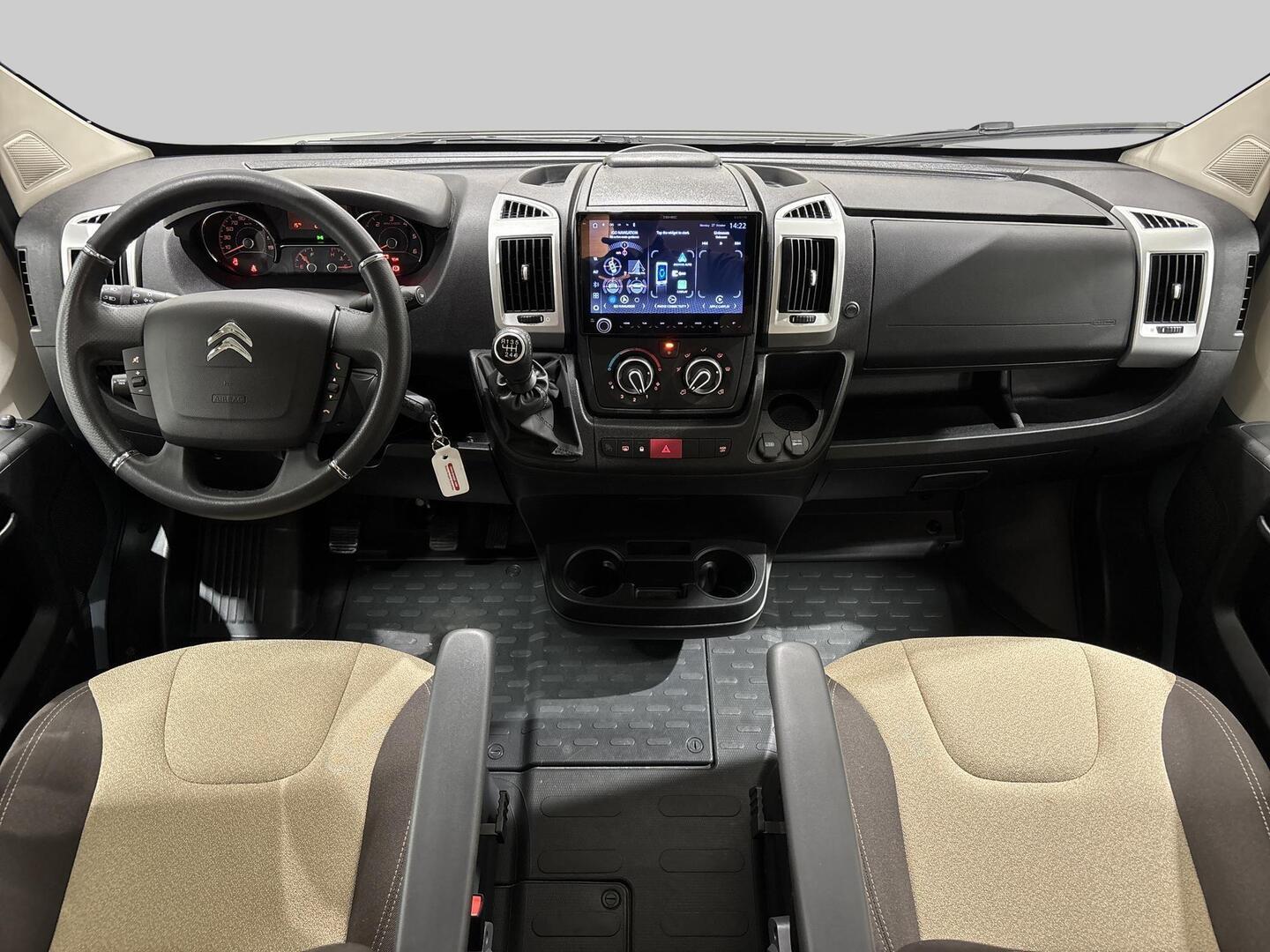 ROADCAR VAN R 540 2024