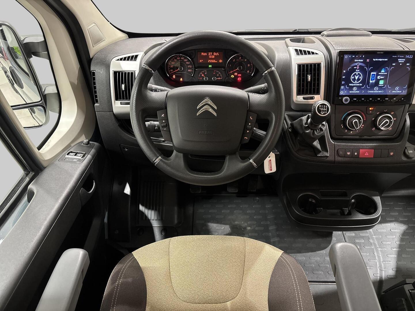 ROADCAR VAN R 540 2024