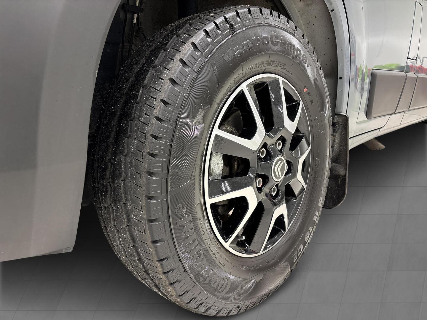 ROADCAR VAN R 540 2024