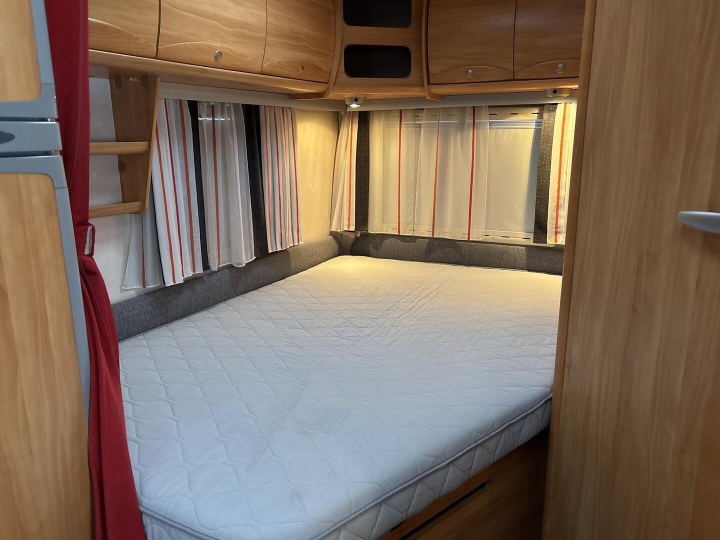 ADRIA IZOLA 687 SP 2007