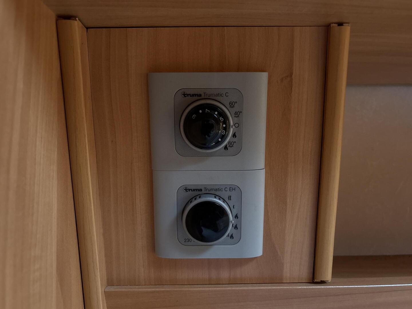 ADRIA IZOLA 687 SP 2007