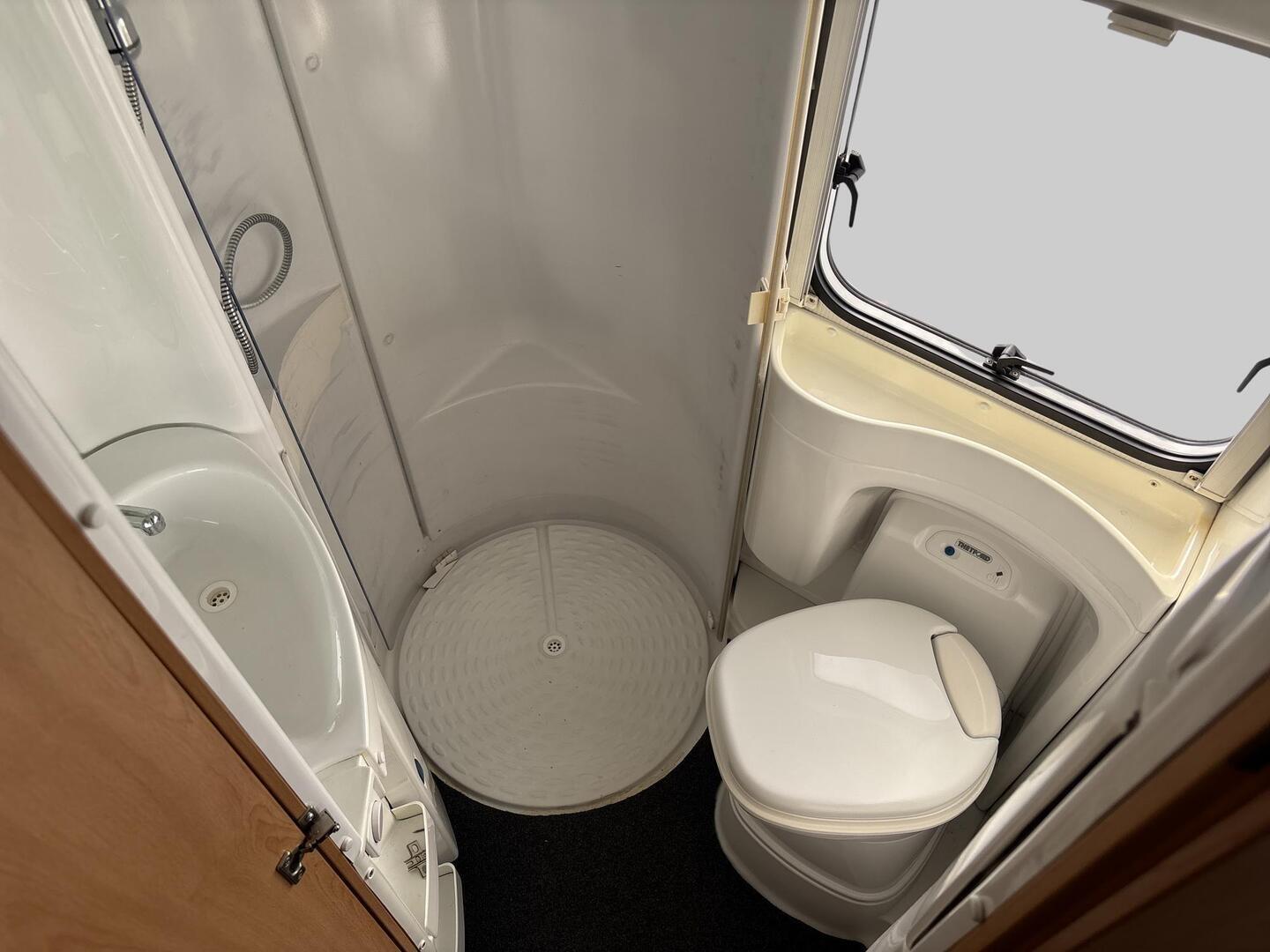 KNAUS SUN TRAVELLER 500 2000