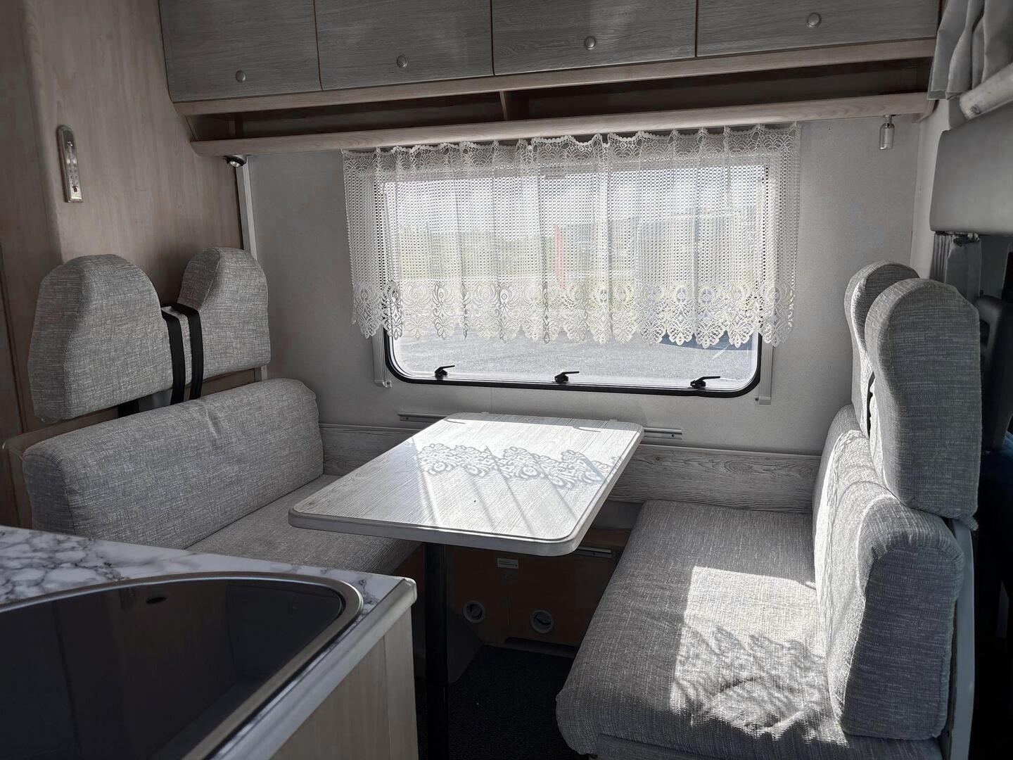KNAUS SUN TRAVELLER 500 2000