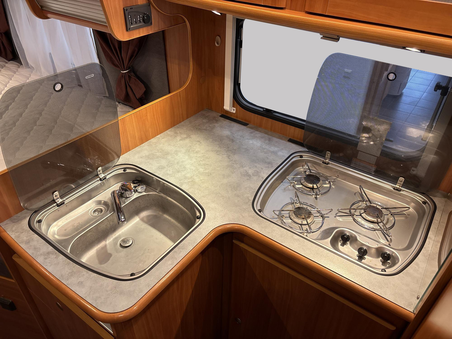 DETHLEFFS T 6501 Advantage 2006