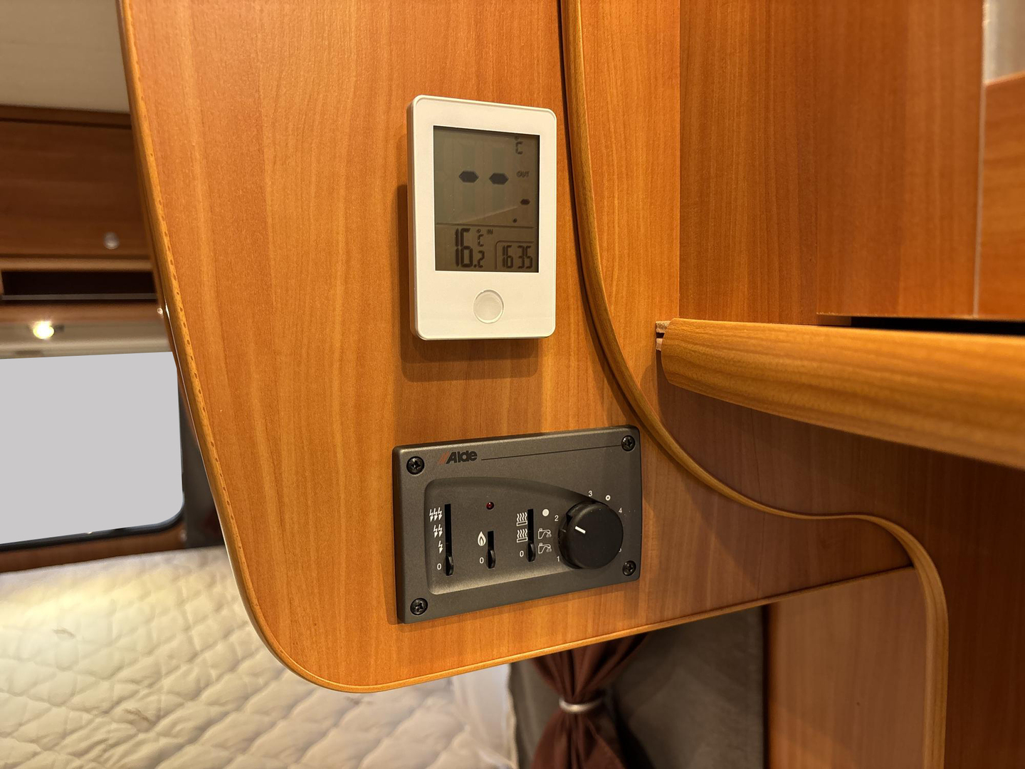 DETHLEFFS T 6501 Advantage 2006