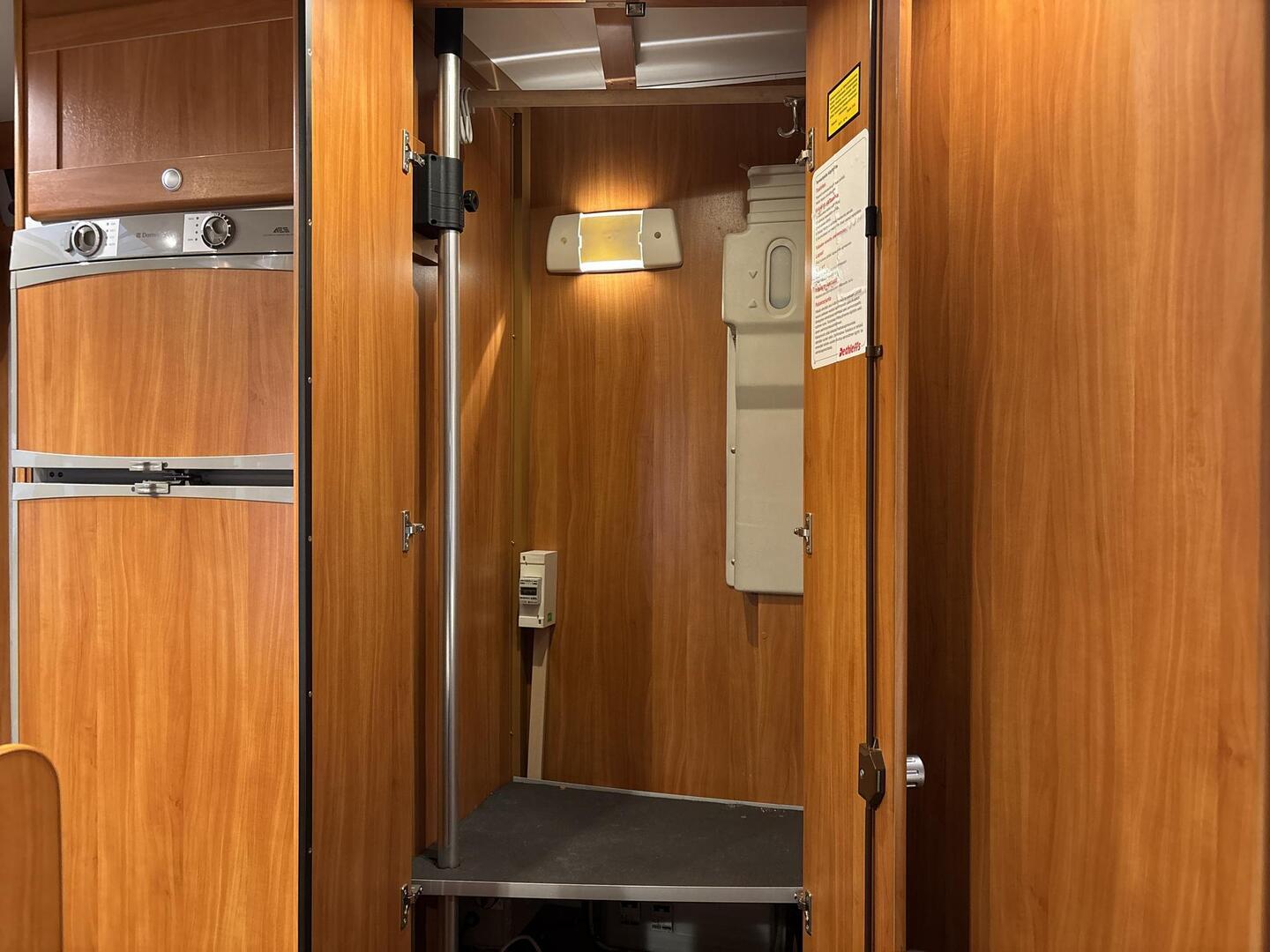 DETHLEFFS T 6501 Advantage 2006