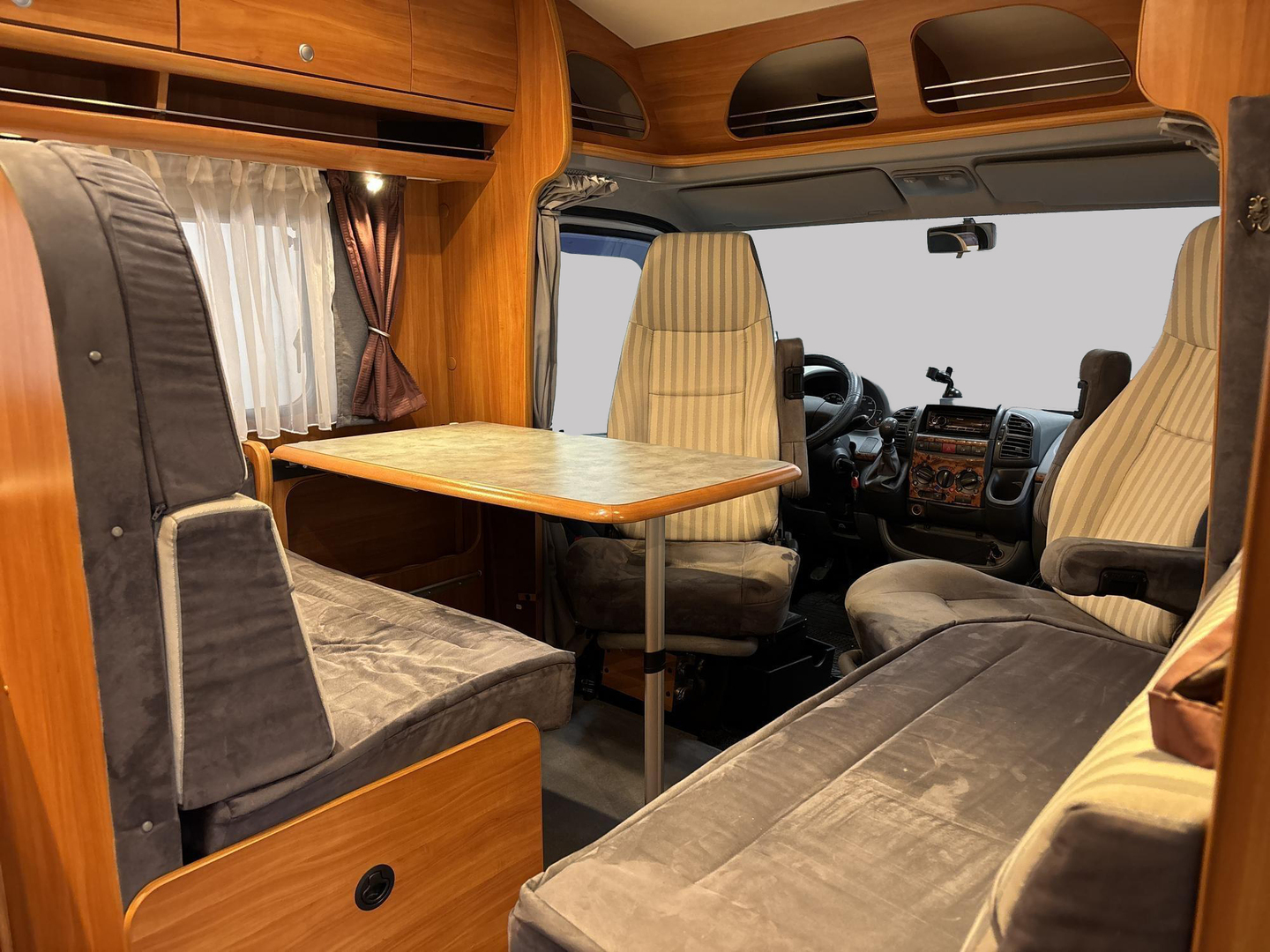 DETHLEFFS T 6501 Advantage 2006