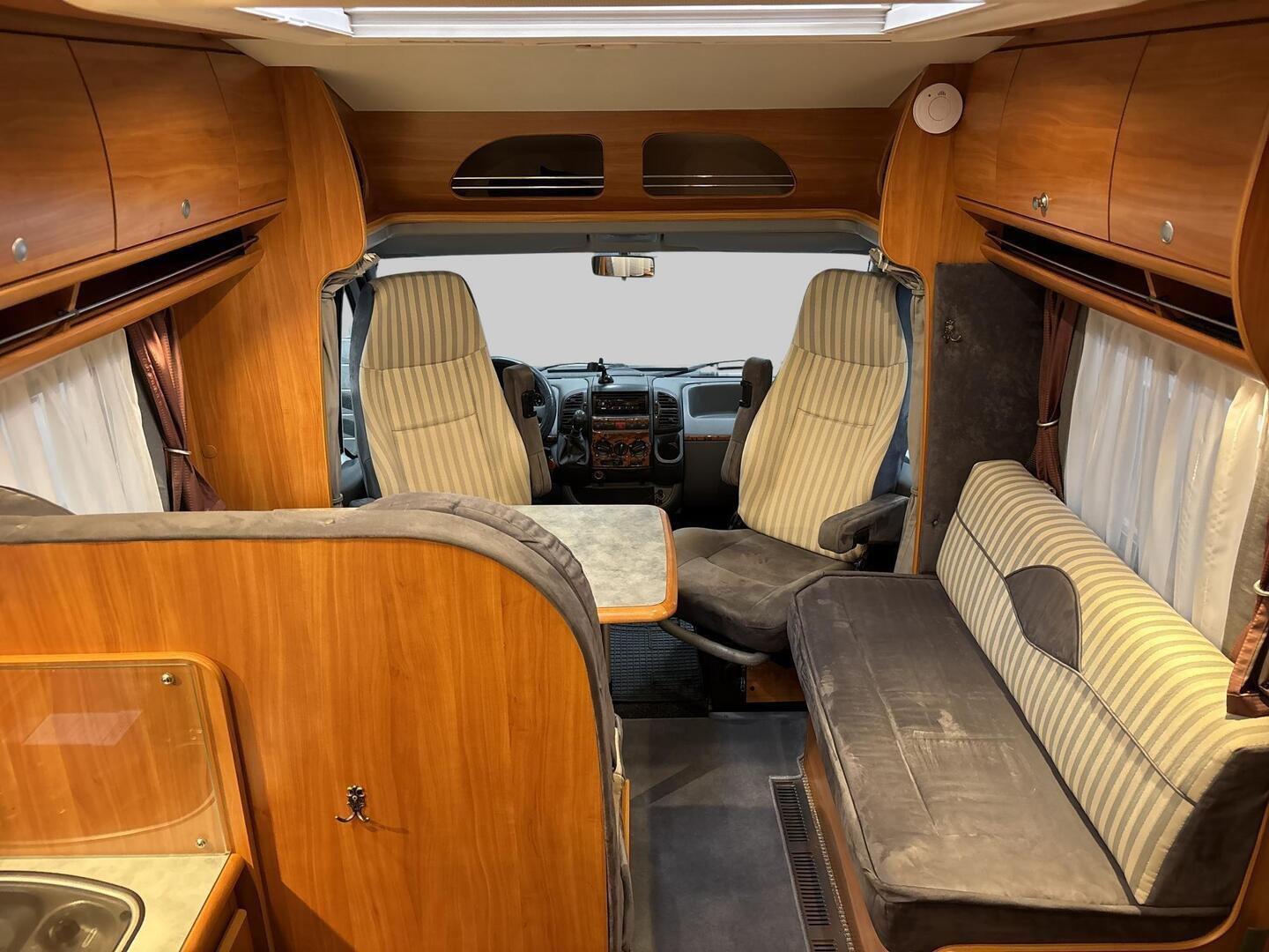 DETHLEFFS T 6501 Advantage 2006