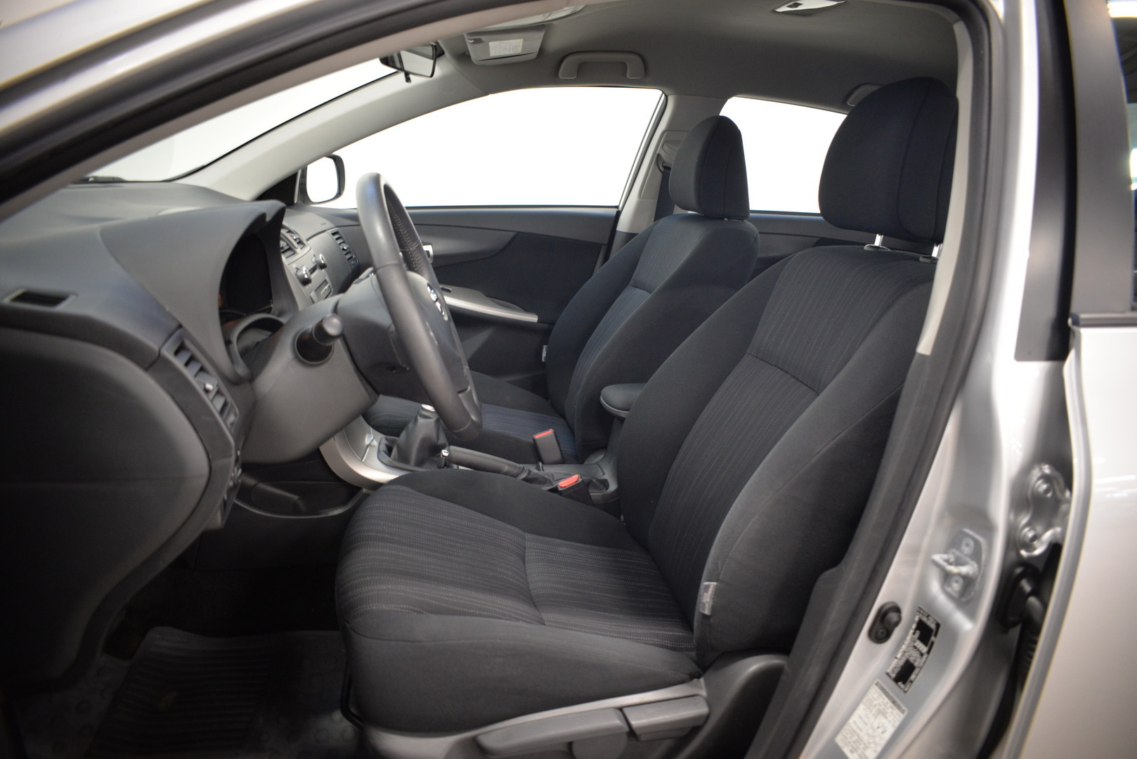 TOYOTA Corolla 2010