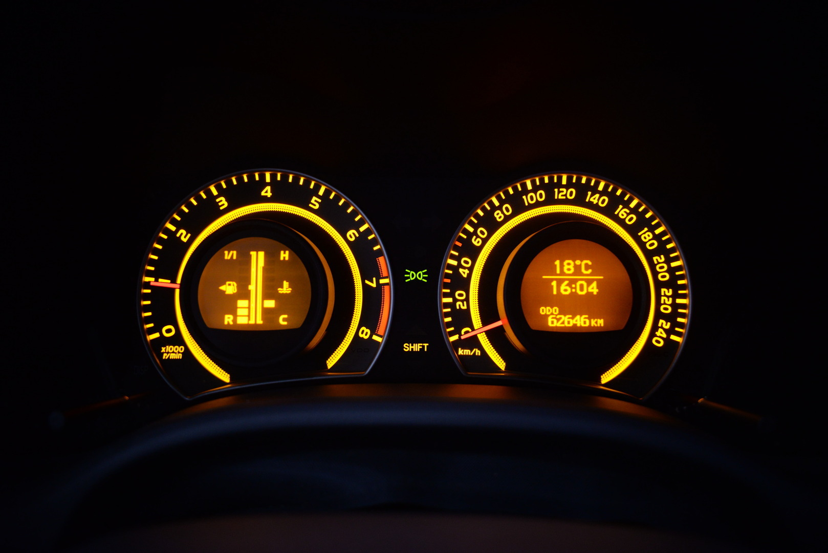 TOYOTA Corolla 2010