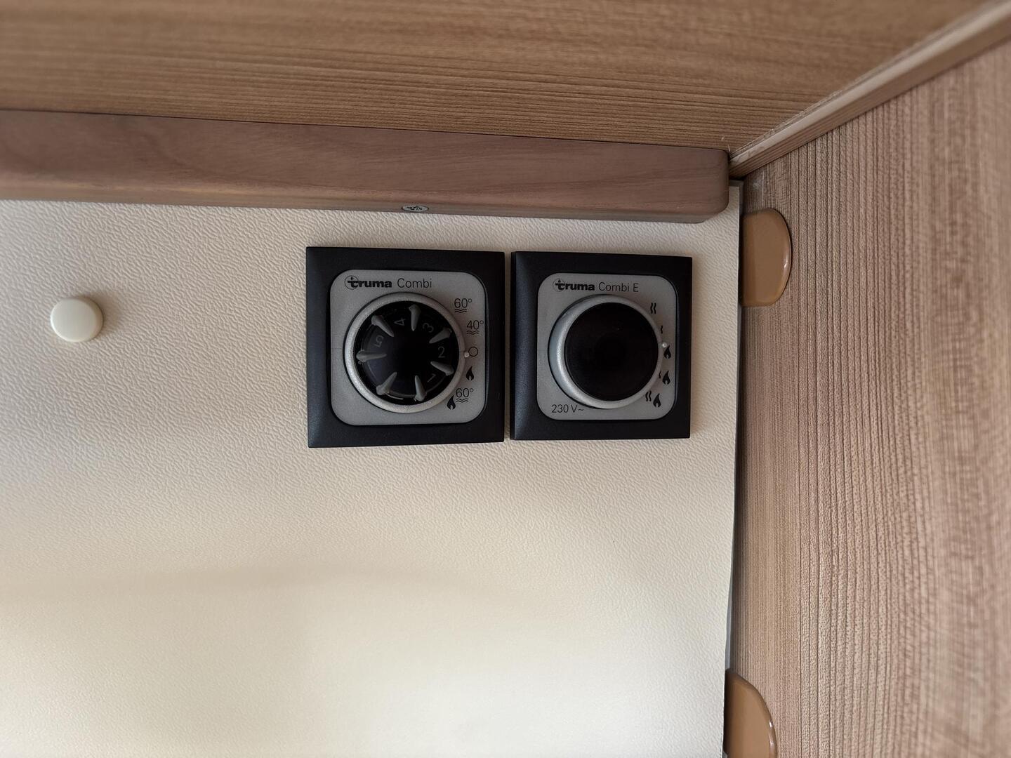 ADRIA Twin 640 SLX 2015