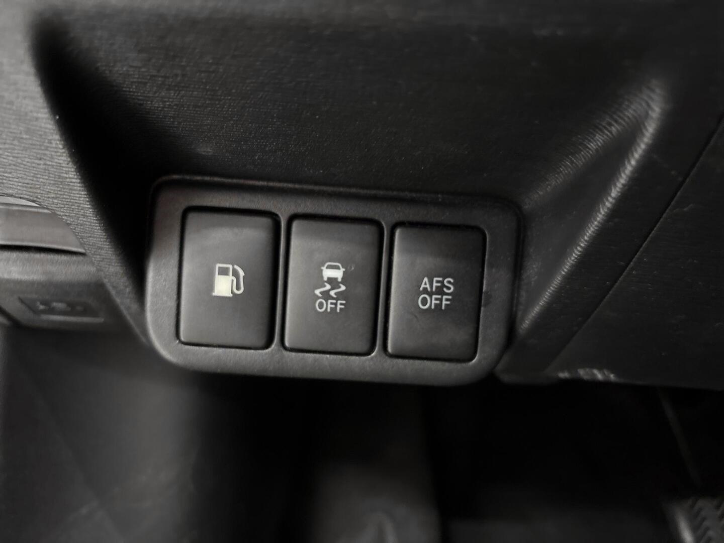 TOYOTA Avensis 2014