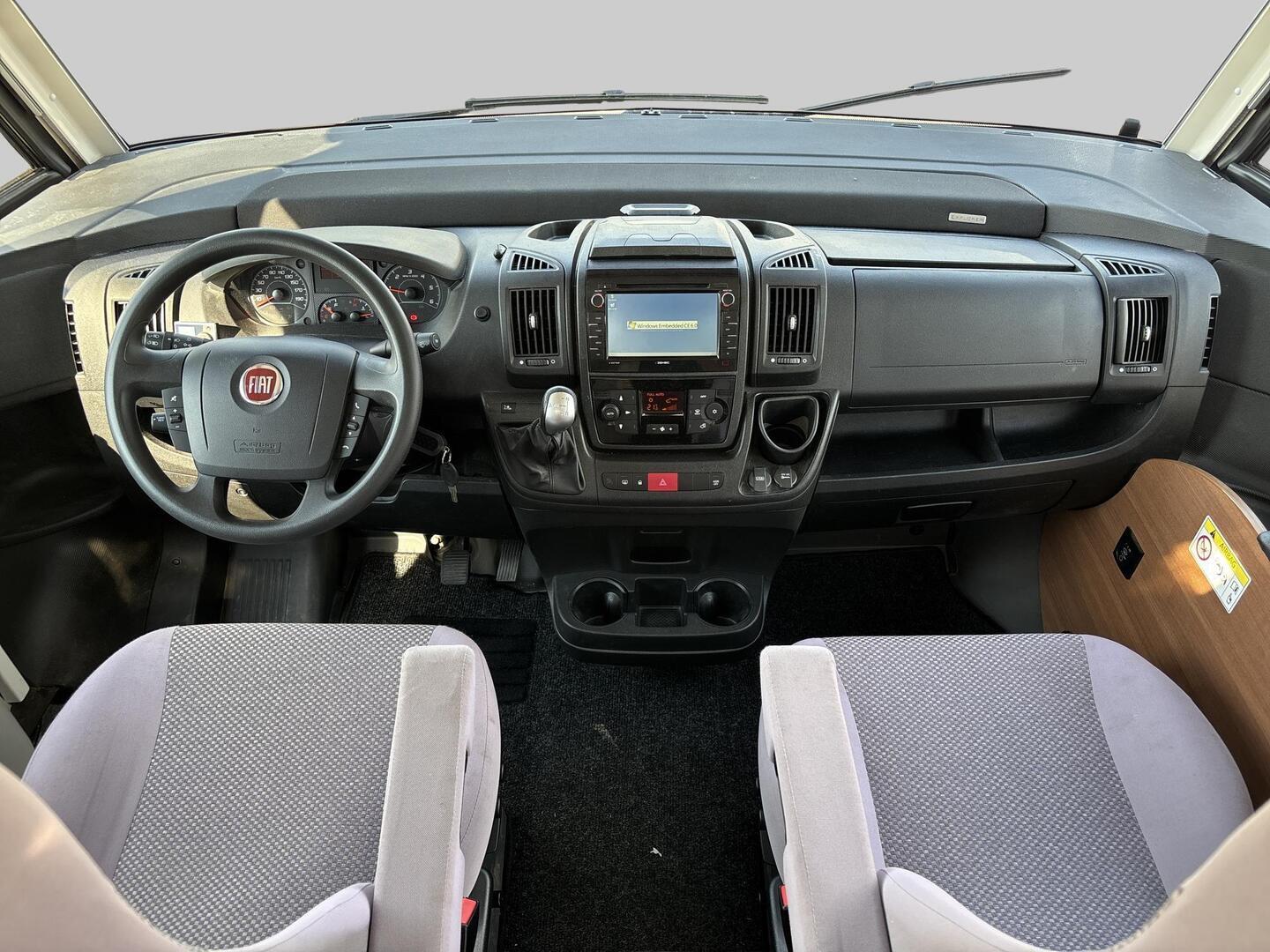LMC EXPLORER I685 Comfort 2017