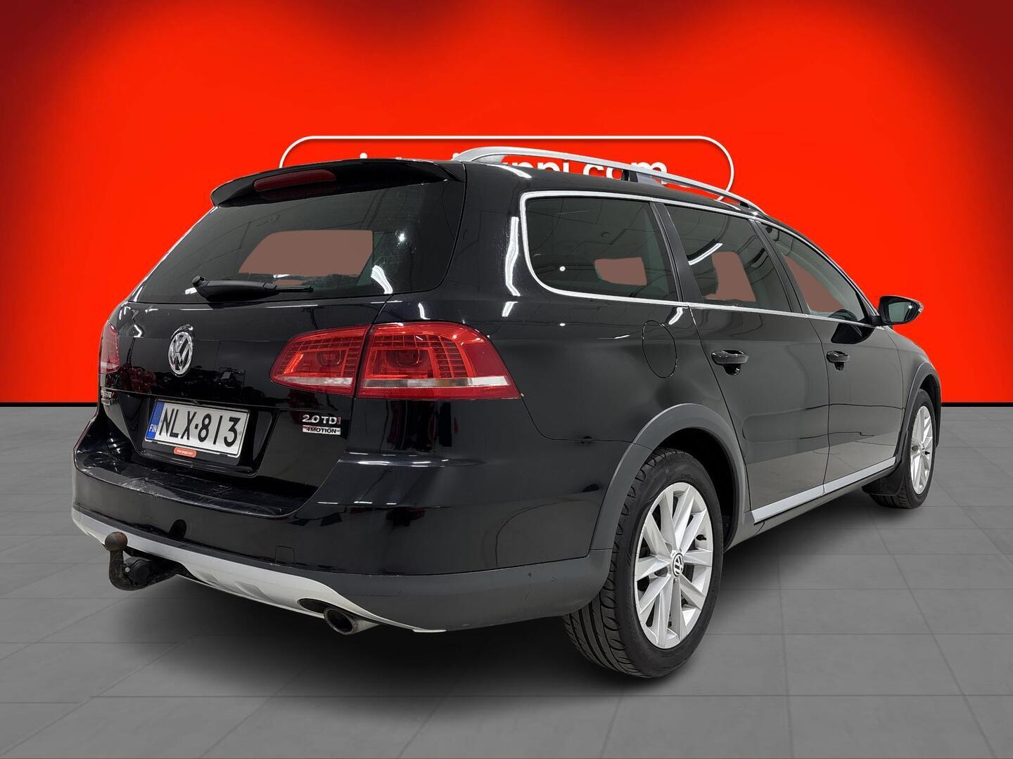 VOLKSWAGEN Passat 2013