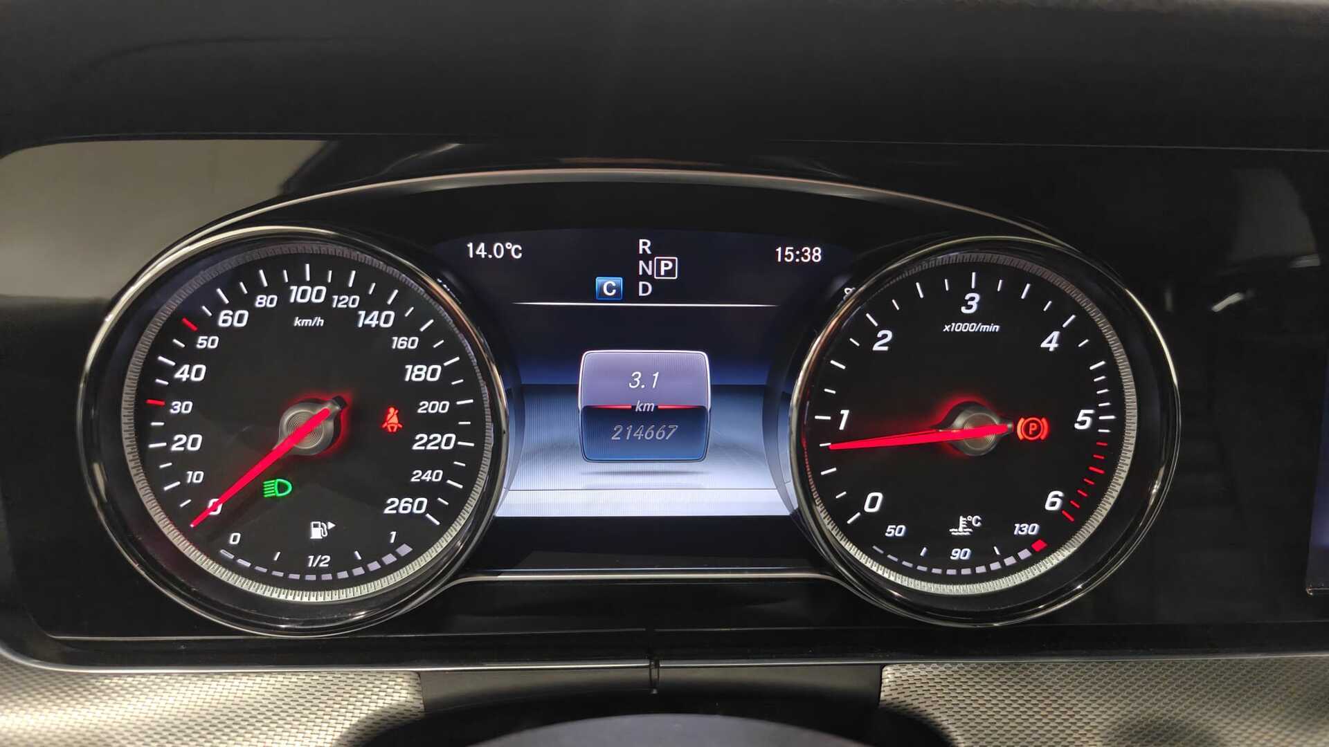 MERCEDES-BENZ E 2017