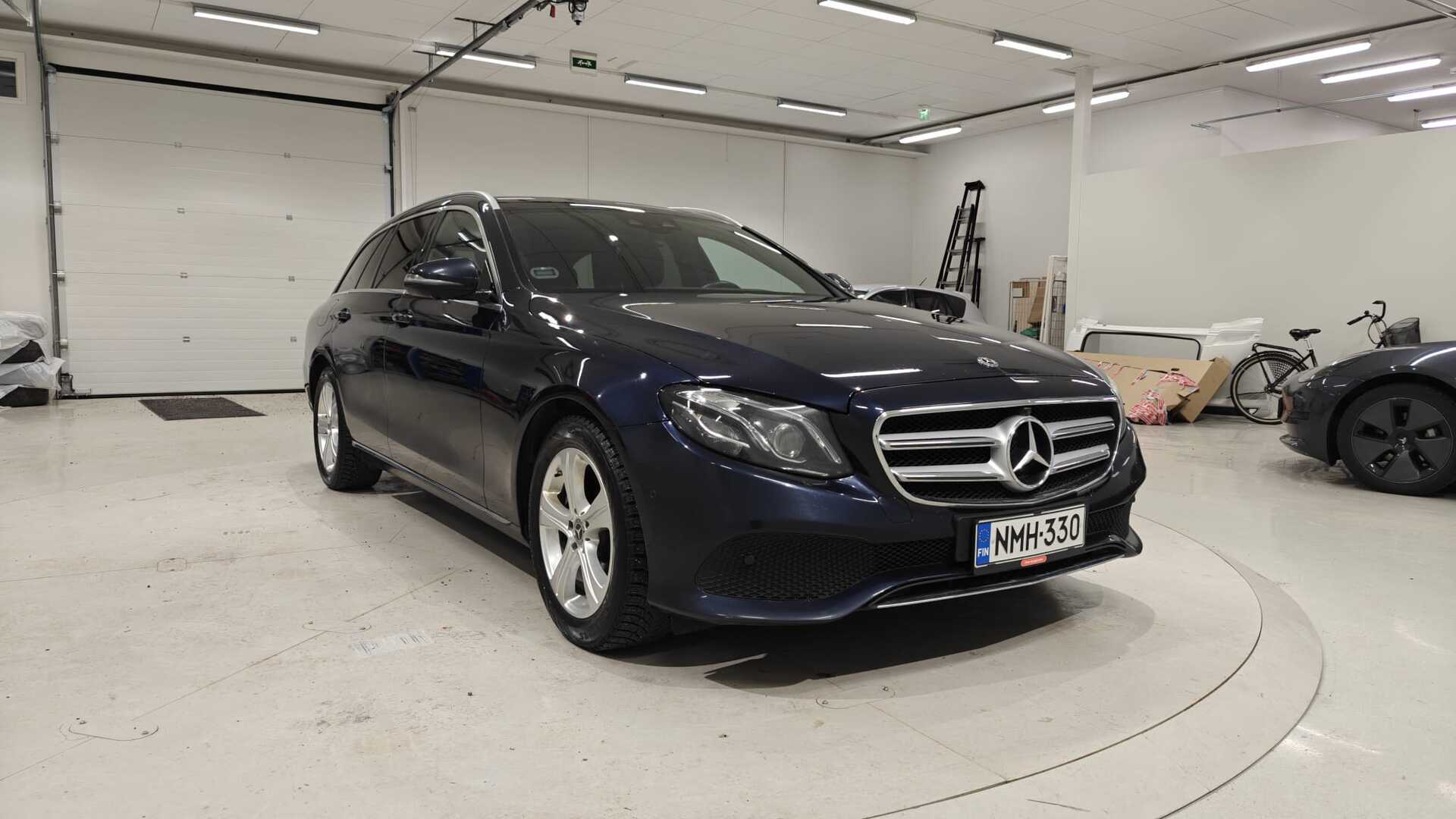 MERCEDES-BENZ E 2017