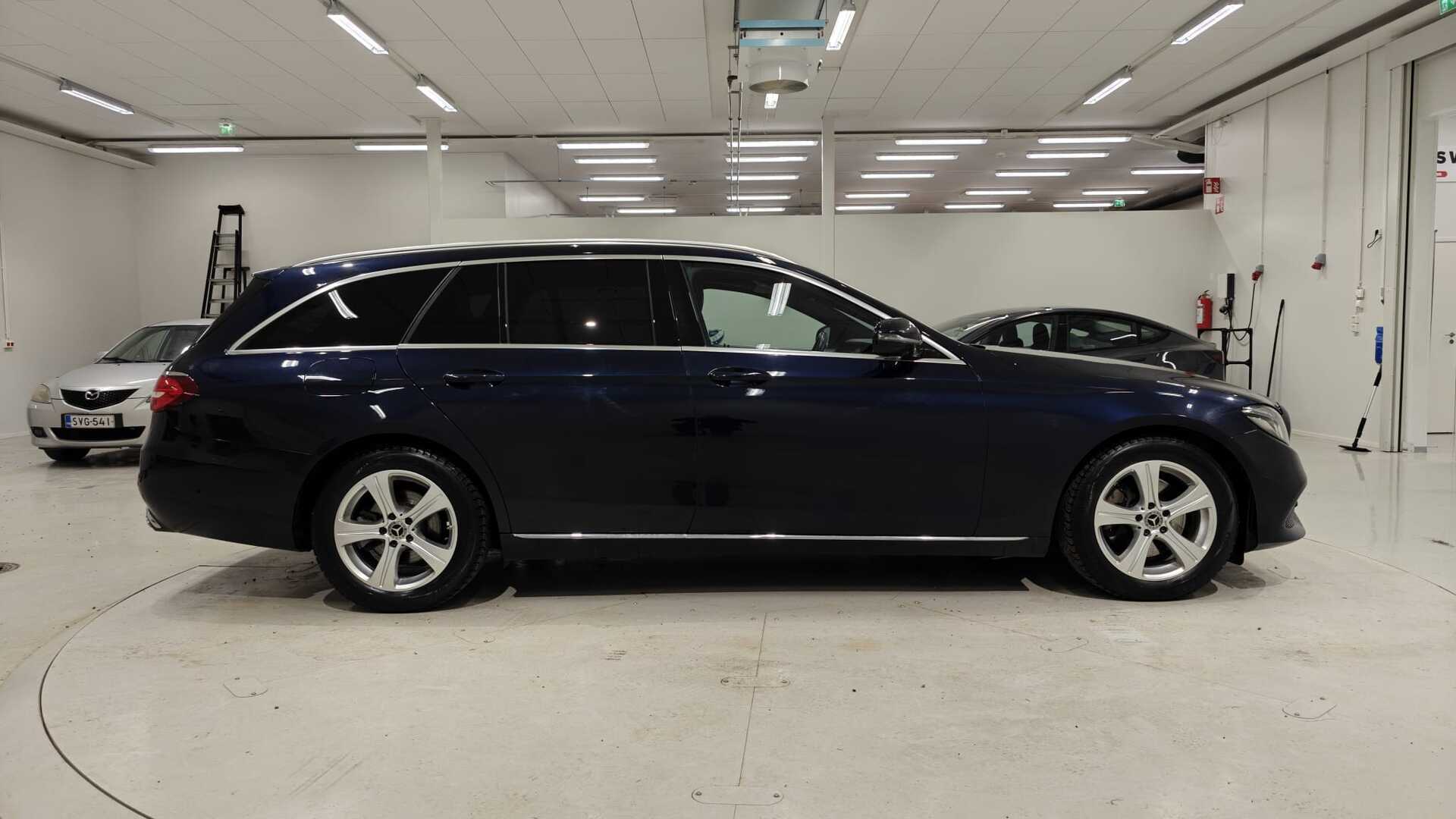 MERCEDES-BENZ E 2017