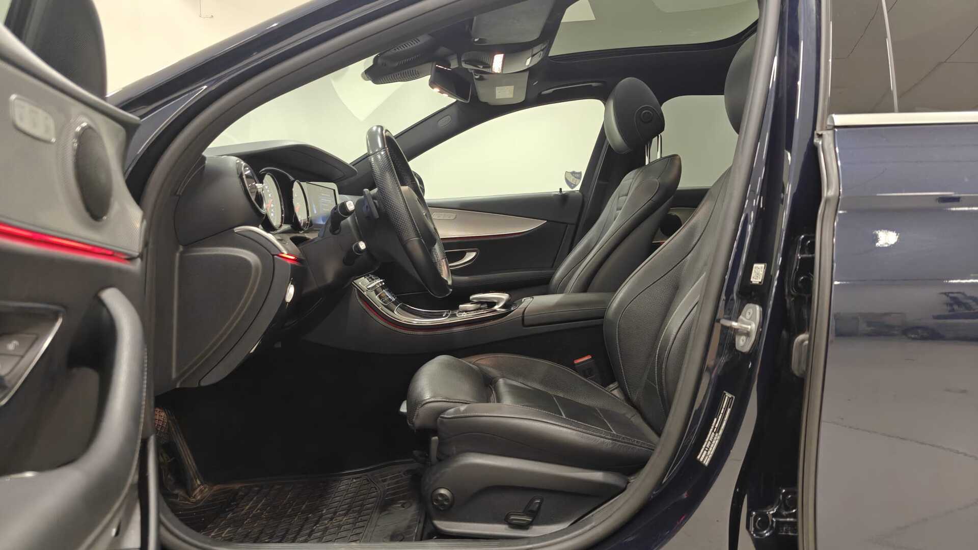 MERCEDES-BENZ E 2017