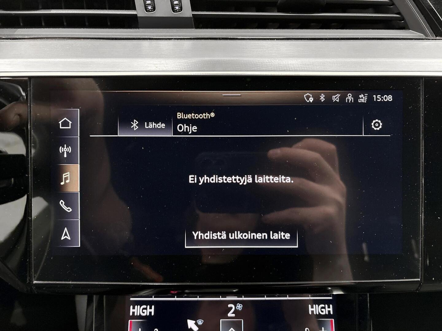 AUDI e-tron 2022